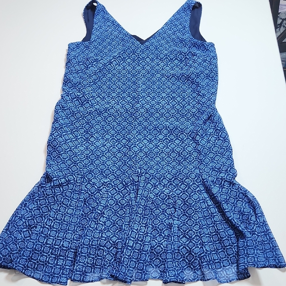 Ralph Lauren Dresses & Skirts - Lauren Ralph Lauren Blue Geometric Pleated Hem Dress Women’s Size 10 Sleeveless